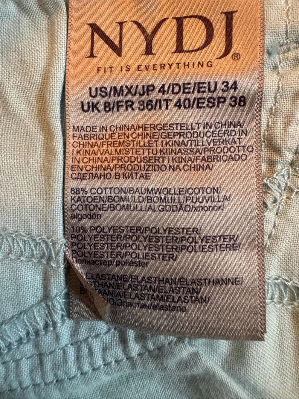 NYDJ Shorts (Ella) side Slit Shorts in Light Blue ** New With Tags** Size - 4